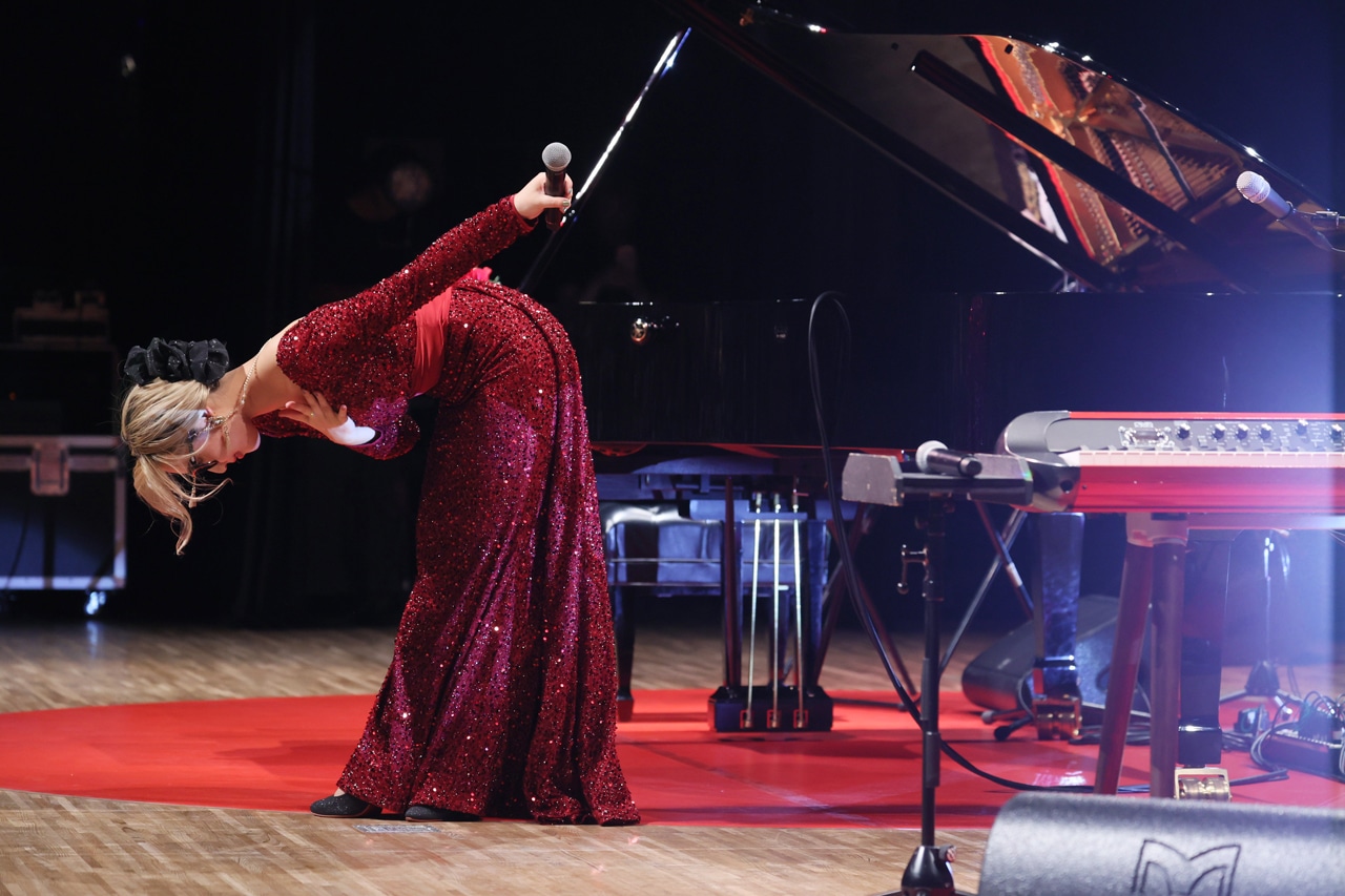五条院凌「So Fabulous Summer Concert 2023」愛知・豊明市文化会館公演の様子。（Photo by Shinichi Yasuda、Shunji Takahashi）