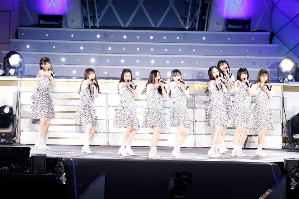 5期生楽曲「絶望の一秒前」のパフォーマンスの様子。 (c)乃木坂46LLC