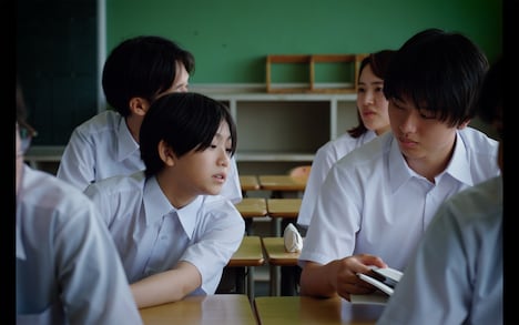 Sano ibuki「少年讃歌」ミュージックビデオより。