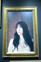 「MISAMO Gallery 『Masterpiece』」館内のフォト展示。