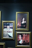 「MISAMO Gallery 『Masterpiece』」館内のフォト展示。