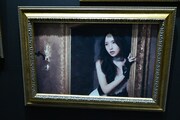「MISAMO Gallery 『Masterpiece』」館内のフォト展示。