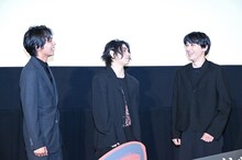 左から北村匠海（DISH//）、村上虹郎、吉沢亮。