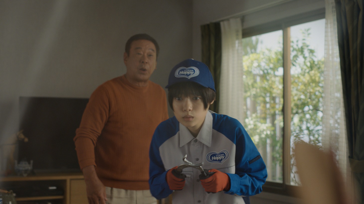 サントリーコーヒー「BOSS」の新CM「いつもの自販機」編より。