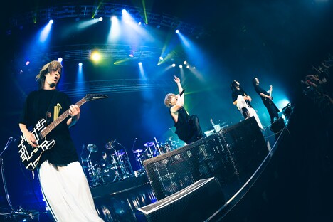 アンコールの様子。(撮影:冨田味我)