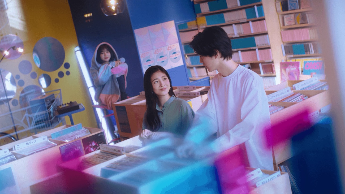 「タップル」テレビCMより。