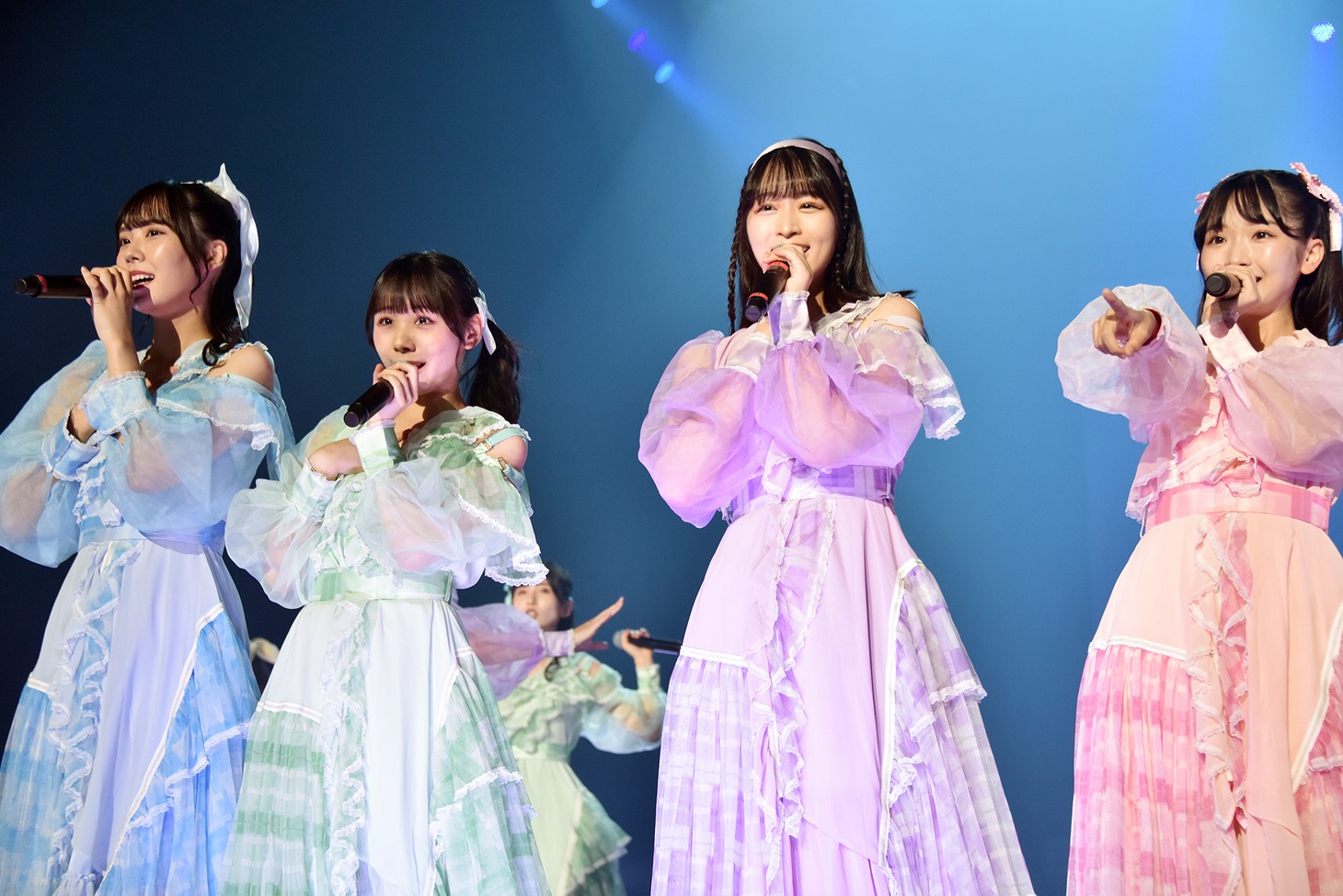 STU48
