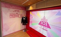 「PRODUCE 101 JAPAN THE GIRLS」特別展示ブースの様子。