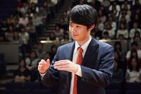 岡部ひろき (c)2024「カラオケ行こ！」製作委員会