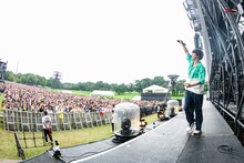 片岡健太（Vo, G / sumika）（Photo by Keiichiro Natsume）