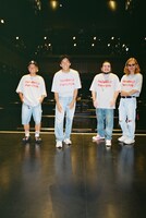 Zepp Shinjuku（TOKYO）を笑顔で下見するTENDOUJI。