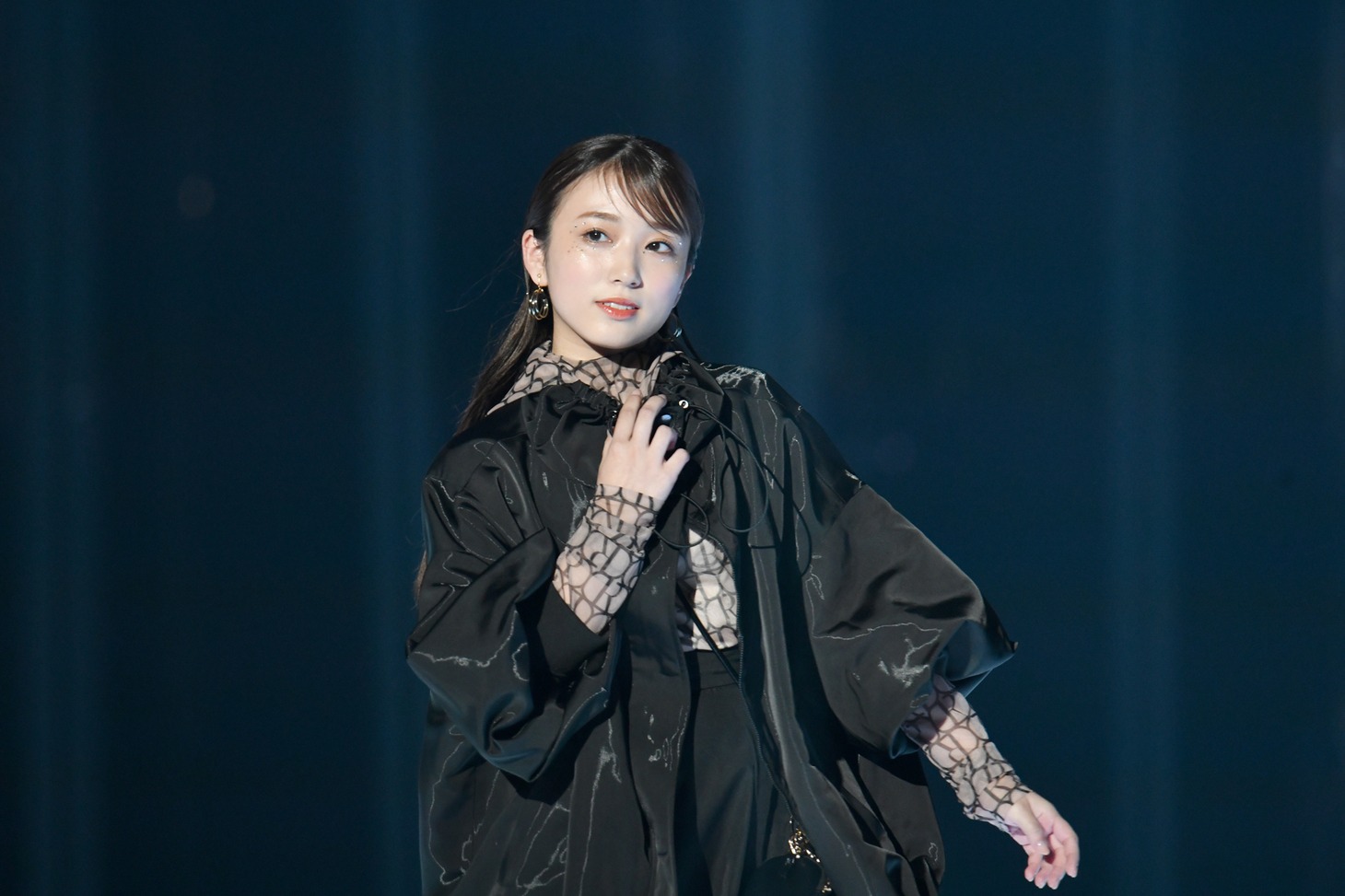 矢吹奈子