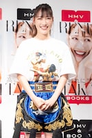 ムエタイパンツに着替えた高城れに。