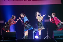 ももいろクローバーZ