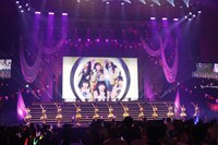 ≒JOY「はじめまして、≒JOYです。」の様子。(c)YOANI / ソニー・ミュージックレーベルズ