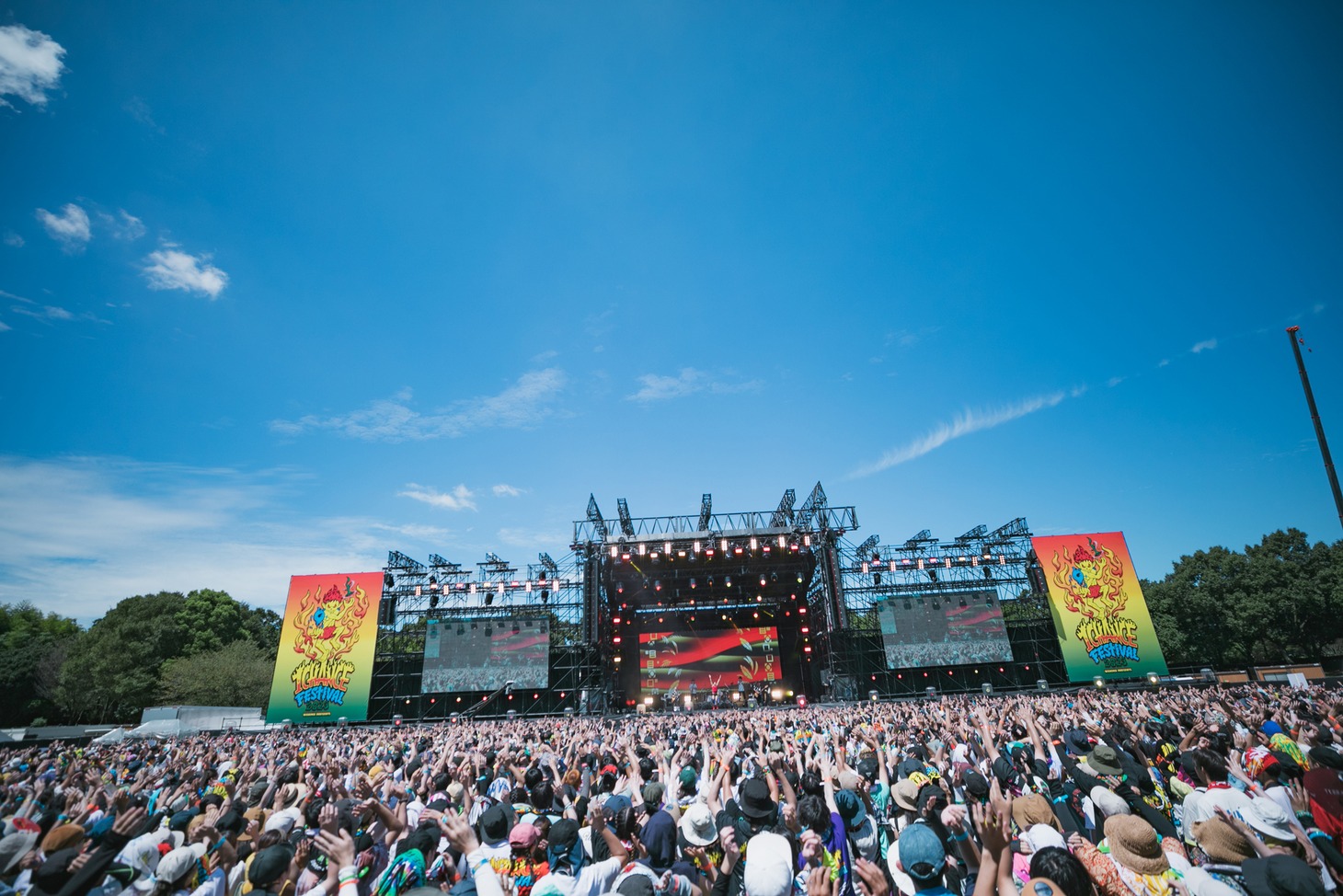MONGOL800のライブの様子。（Photo by SARU［SARUYA AYUMI］）