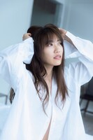 高城れに1st写真集「9-Kaw-」より。(c) 塚田亮平/集英社