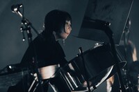 小林うてな（Steelpan, MainStage, Cho）（撮影：Ray Otabe）