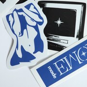 「HOMEMADE」ステッカーのデザイン。