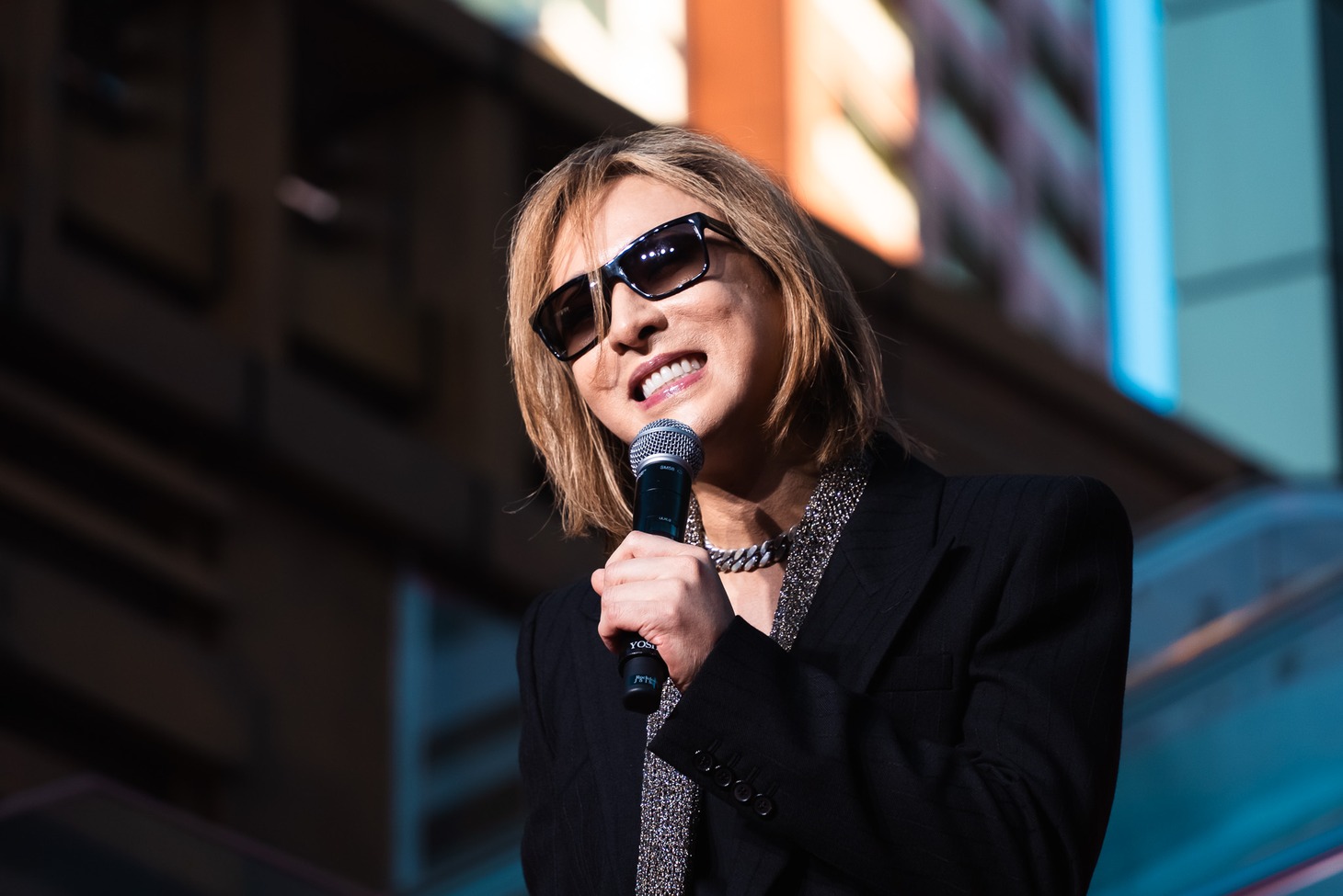 YOSHIKI