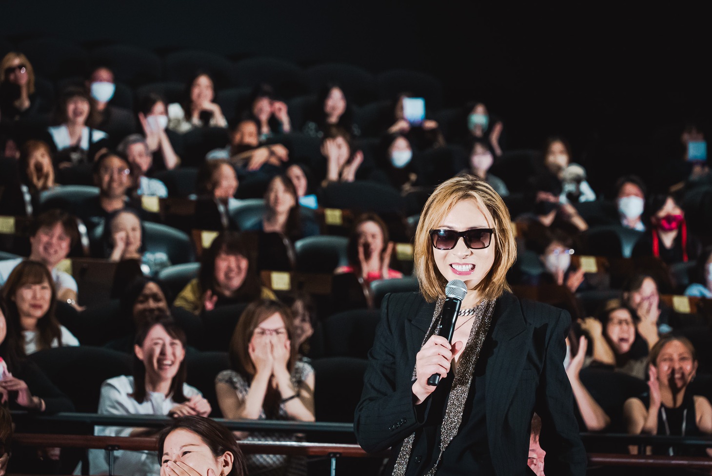 YOSHIKIと観客。