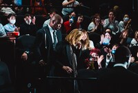 去り際のYOSHIKI。