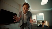 ソフトバンクスペシャル動画「中居さんからの電話」編より。