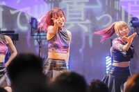 左からアメイズド・ハルナ、ピースフル・ユラ。（提供：AXY entertainment）