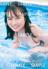 上村ひなの（日向坂46）写真集「そのままで」東京・HMV&BOOKS SHIBUYAの特典ポスター。（撮影：藤原宏）