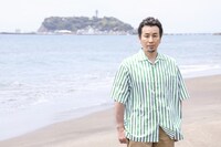 八木海莉「メタモルフォーゼ」のベースを担当した山田貴洋（ASIAN KUNG-FU GENERATION）。