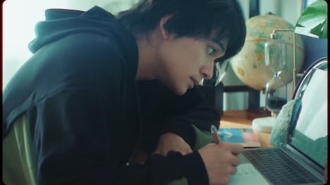 「niko and...」新ブランドムービーより。