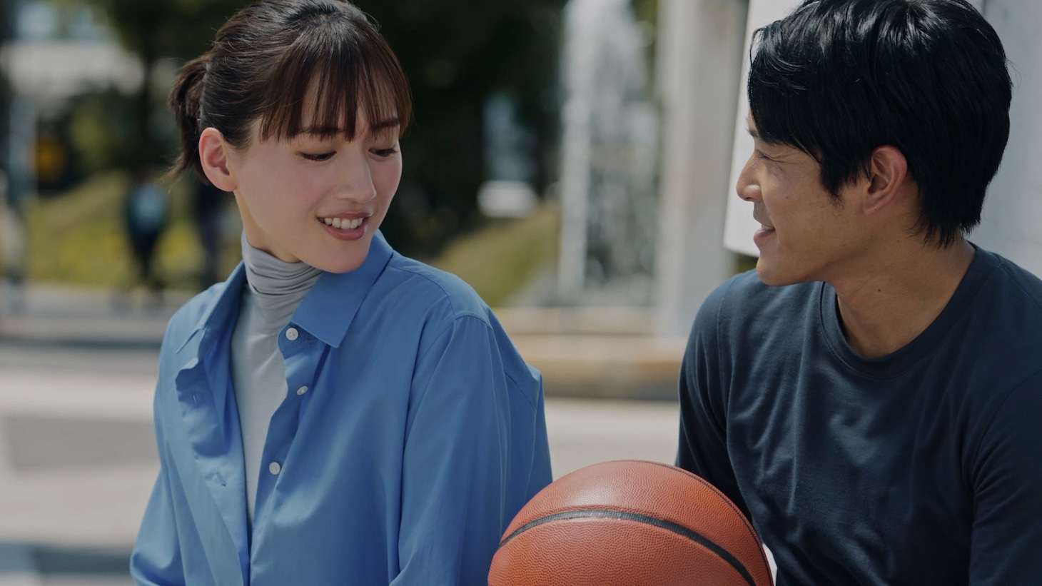 「LifeとWear／しあわせって今日のことだ ヒートテックスイッチ」より。