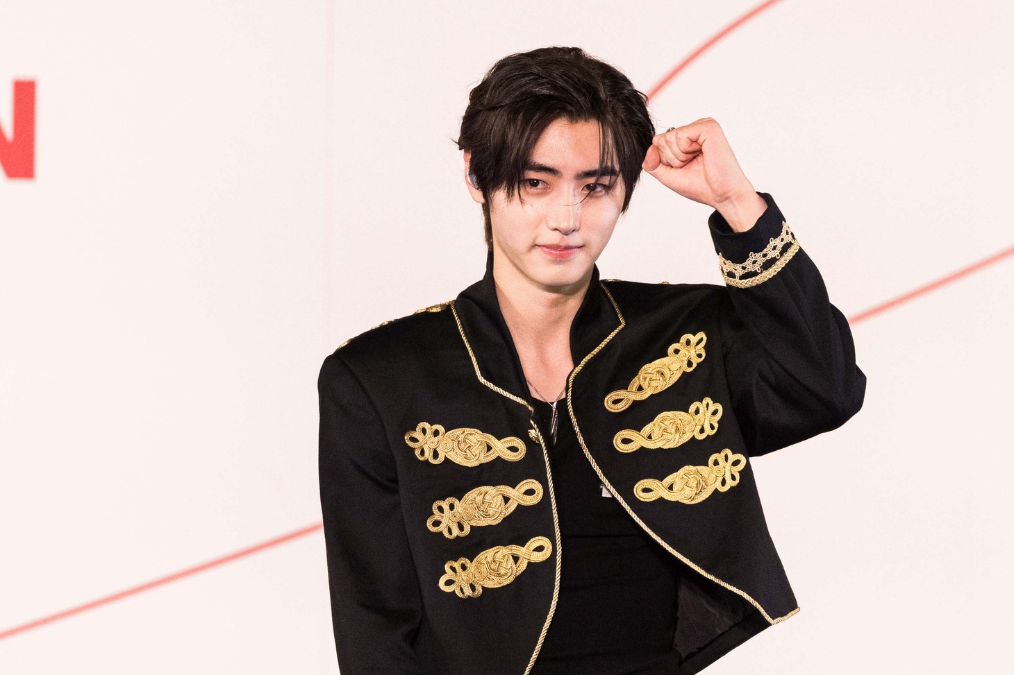 「ファイティン」するSUNGHOON。（撮影：曽我美芽）