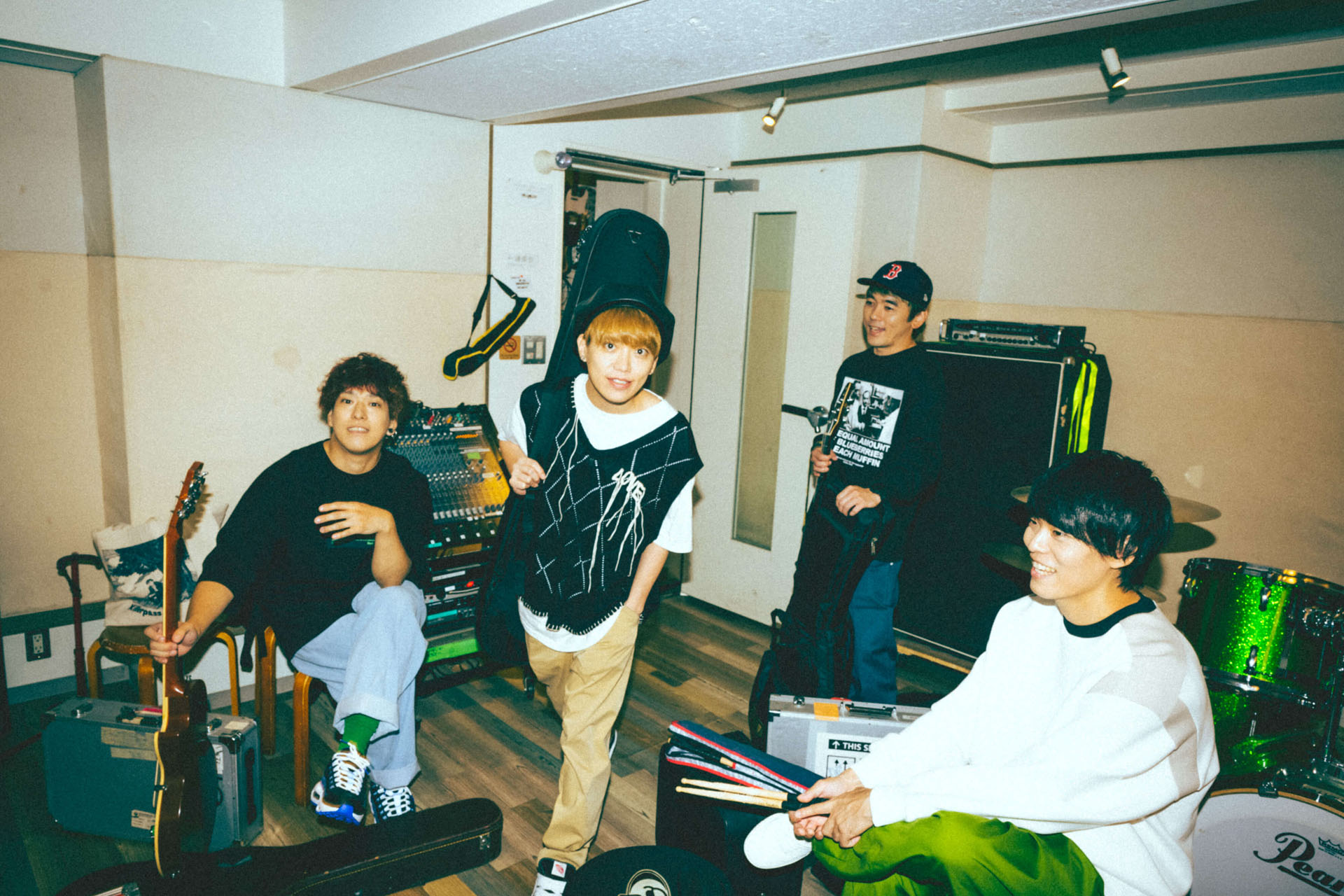 04 Limited Sazabys フォーリミ 武道館 初回限定 DVD 04 Limited Sazabysの武道館ワンマン完全ノーカットで映像作品化