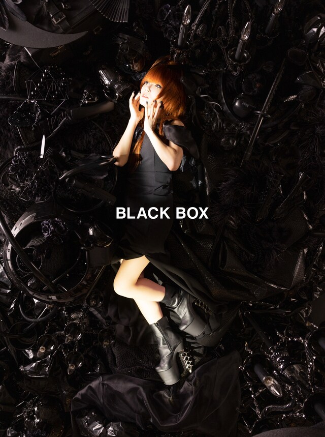 Reol「BLACK BOX」初回限定盤ジャケット