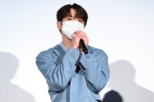 準備が整い「JO1の丹羽茜、河野純喜です」と自己紹介する河野純喜。