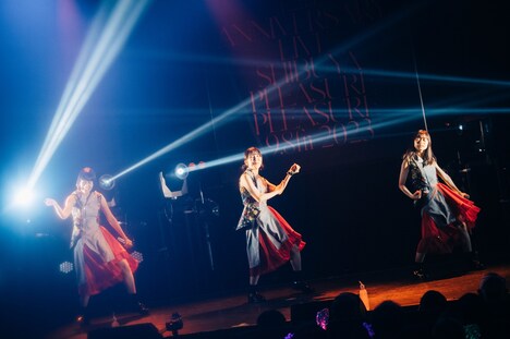 「RYUTist 12th ANNIVERSARY LIVE」の様子。（Photo by KANA TARUMI）