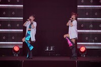 左から島倉りか、辻希美。