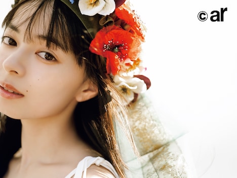 雑誌「ar」10月号より上國料萌衣（アンジュルム）。