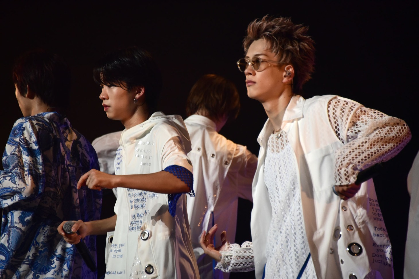 手前からMORRIE、SHOOT。