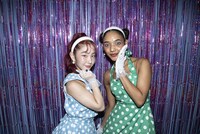 NENE（ミームトーキョー）とJanet真夢叶（ぺろぺろきゃんでー）。