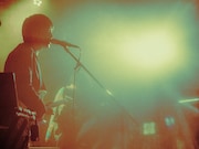 石原正晴(Vo, G / SuiseiNoboAz)(撮影:稲垣ルリコ)