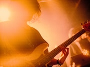 河野"TimeMachine"岳人(B / SuiseiNoboAz)(撮影:稲垣ルリコ)