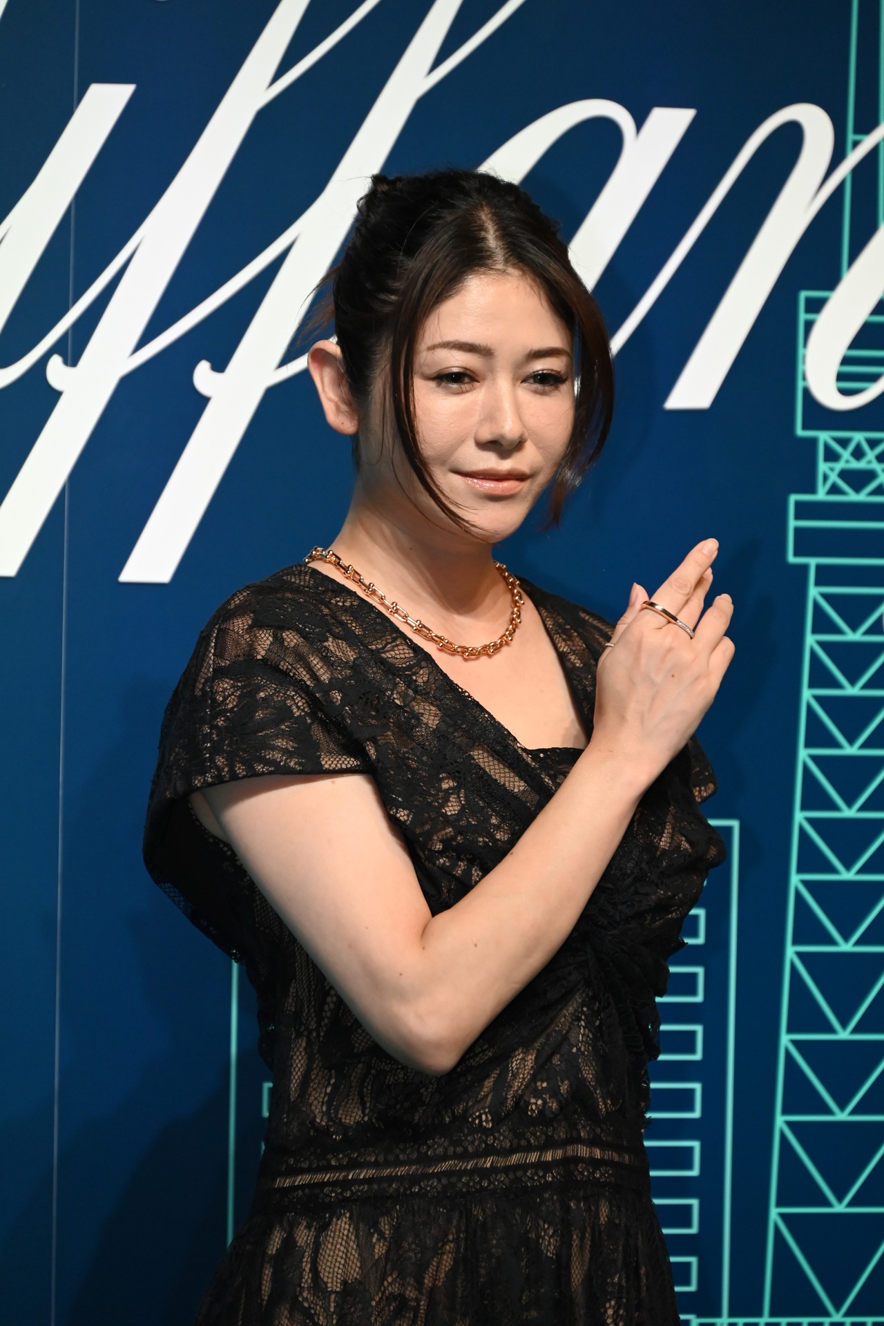 真木よう子