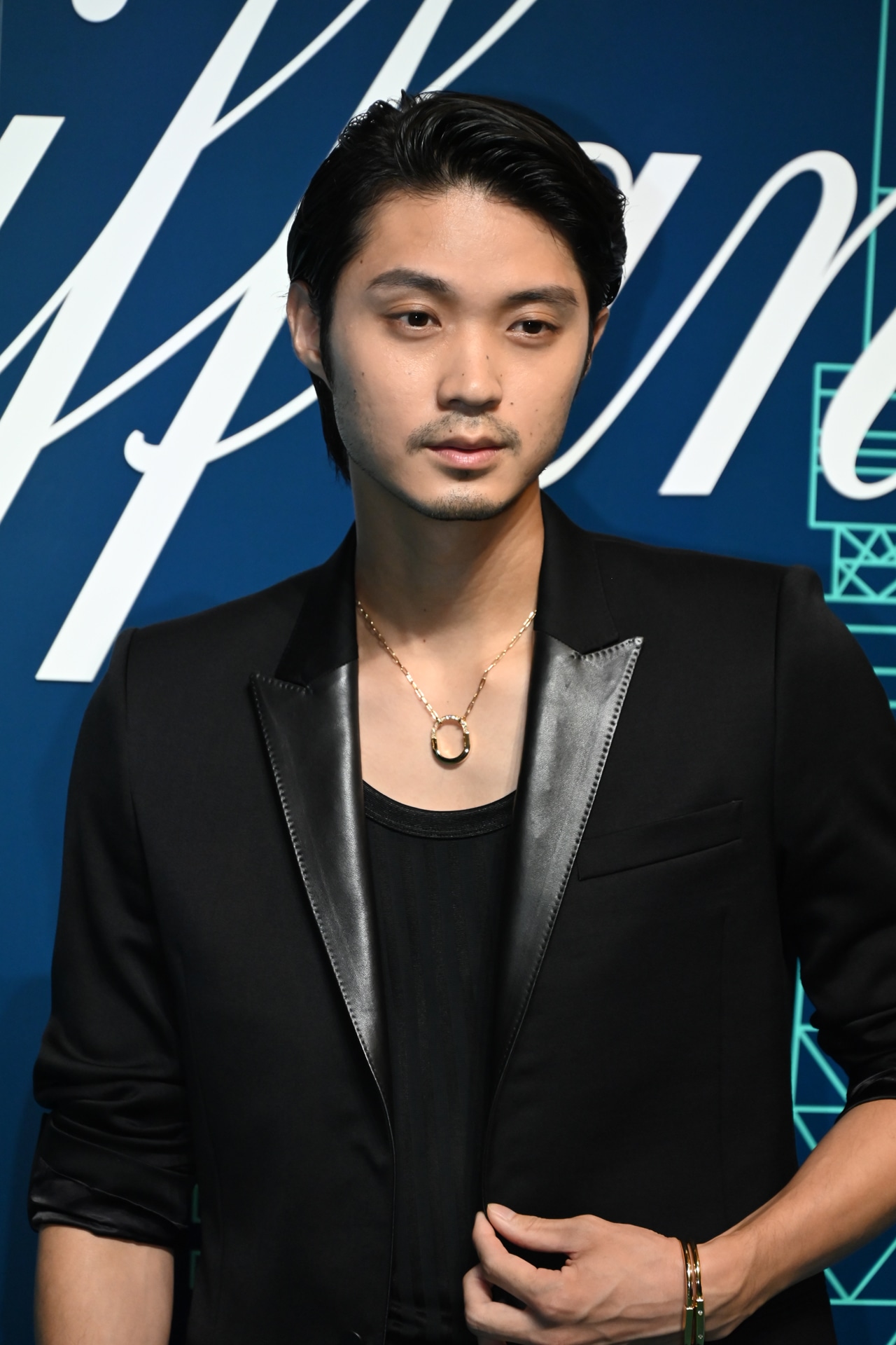 磯村勇斗