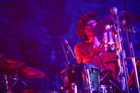 小泉拓（Dr）（撮影：岩本彩）