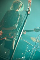 長谷川カオナシ（B）（撮影：岩本彩）