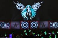 「初音ミク『マジカルミライ 2023』」の様子。