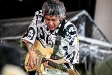 吉兼聡（G / ZAZEN BOYS）（撮影：石崎祥子）