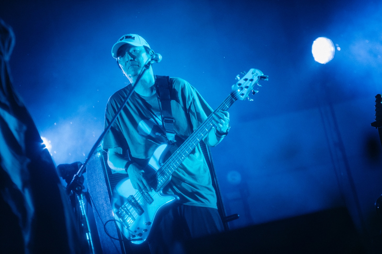 柏原譲（B / フィッシュマンズ）（Photo by Kana Tarumi）